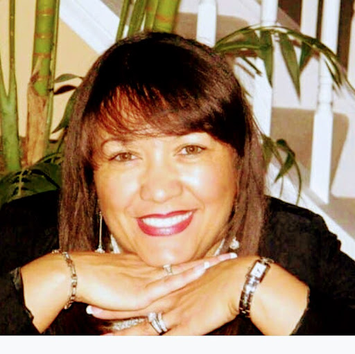 Carolyn Palmer Photo 12