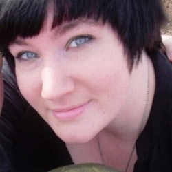 Shawna Elliott Photo 13
