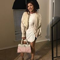Christine Cisneros Photo 7