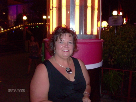 Lisa Boyer Photo 18