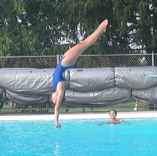 Rachel Becker Photo 14
