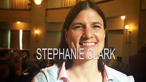 Stephanie Hogston Photo 8
