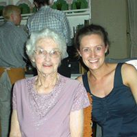 Rebecca Holman Photo 8