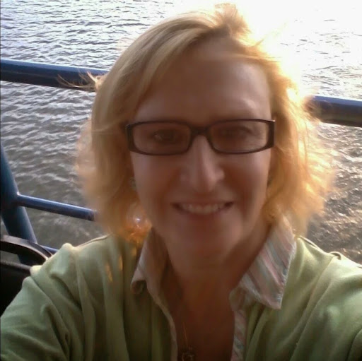 Julie Mader Photo 8