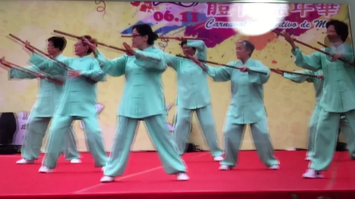 Kun Zhou Photo 22