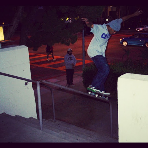Leon Douglas Photo 10