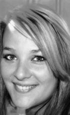 Melissa Groce Photo 9
