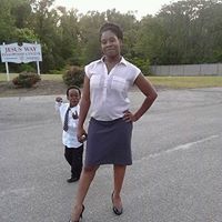 Krystal Walls Photo 7