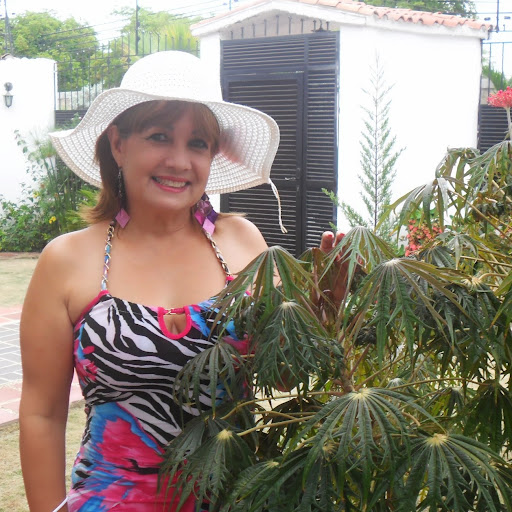Maria Gil Photo 18