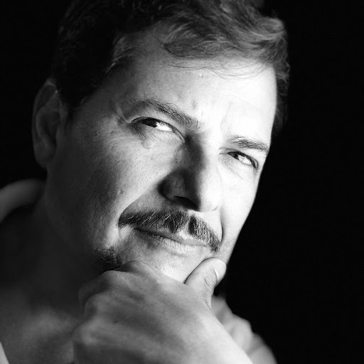 Hugo Paez Photo 10