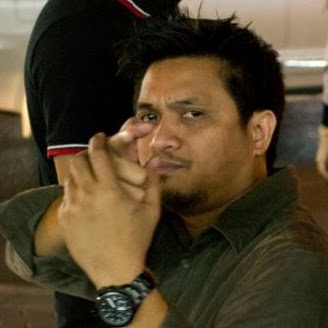 Robert Wong Photo 18