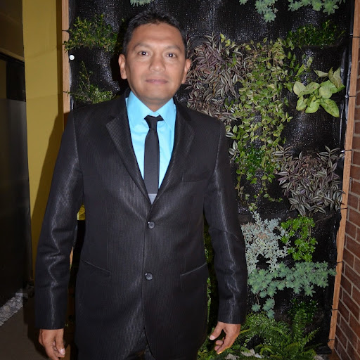 Hector Verdugo Photo 12