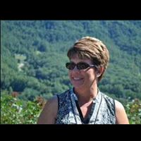 Angela Stahl Photo 7