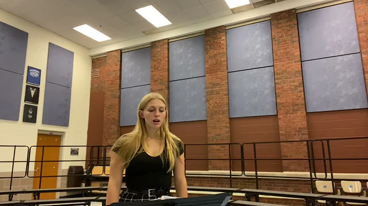 Claire Schroeder Photo 26