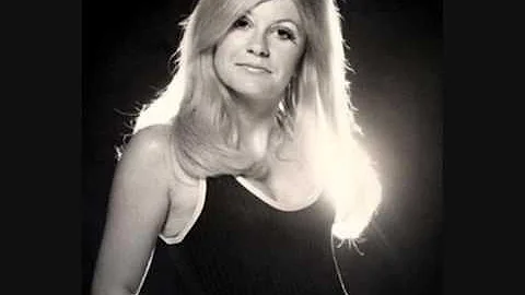 Suzanne Donaldson Photo 23