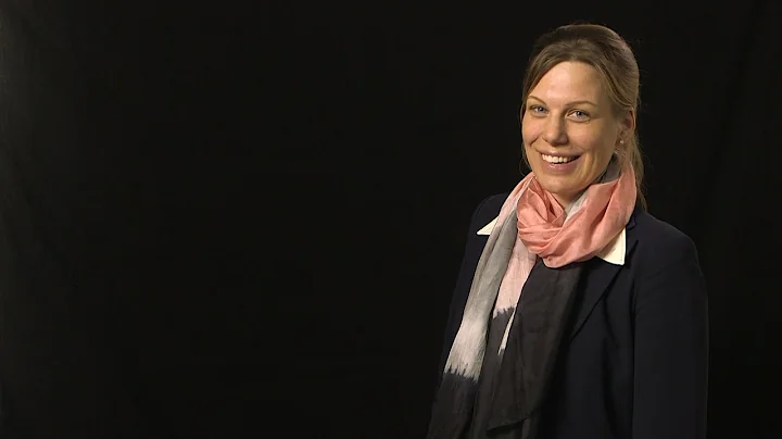 Andrea Herrmann Photo 29