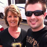 Debbie Hennessy Photo 5