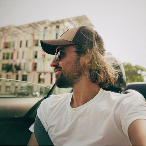 Alex Fischer Photo 12