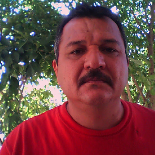 Efren Campos Photo 12