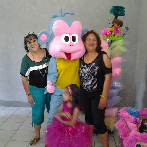 Consuelo Ortega Photo 6