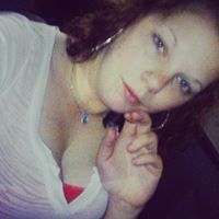 Amanda Weeks Photo 5