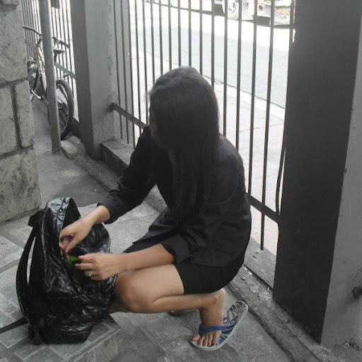 Charmaine Gonzales Photo 14