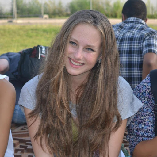 Anna Rasmussen Photo 16