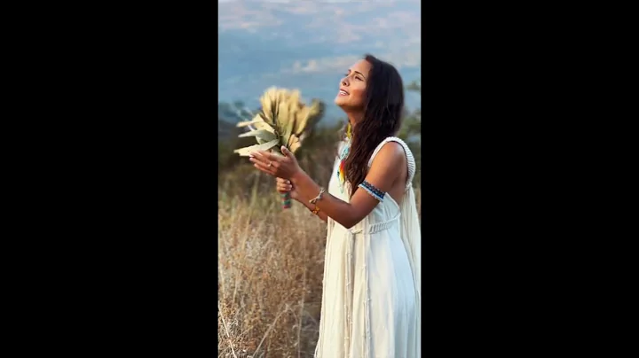 Elisa Riojas Photo 5