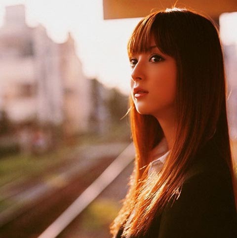 Lili Zhou Photo 9