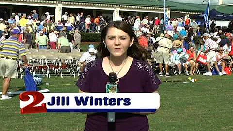 Jill Winters Photo 25