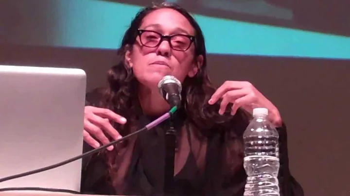 Julie Tolentino Photo 16