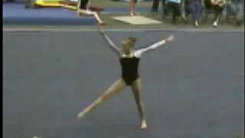 Hayley Hogan Photo 24