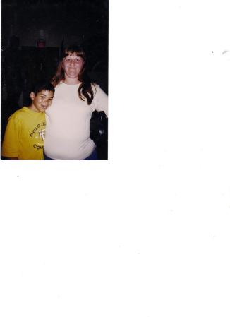 Linda Russell Photo 25