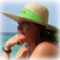 Lynne Keenan Photo 1