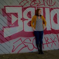 Sarah Keefer Photo 8