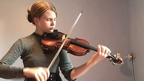 Alice Petersen Photo 29