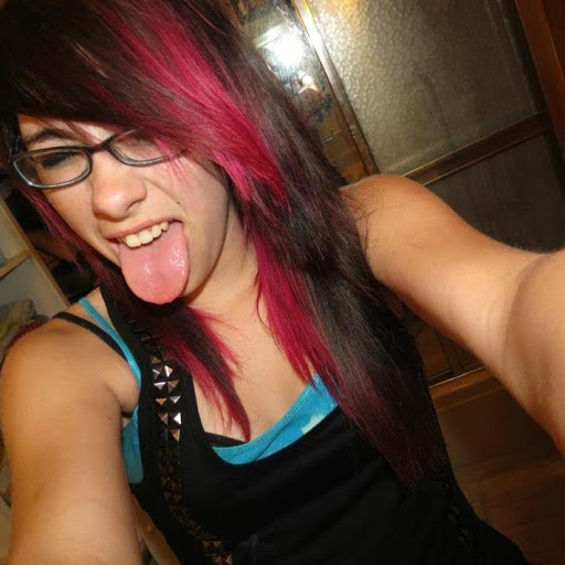 Rebecca Jewell Photo 12