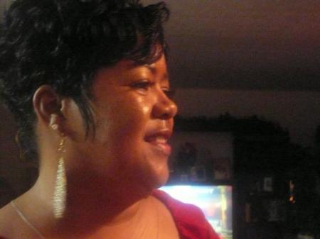 Teresa Newell Photo 15