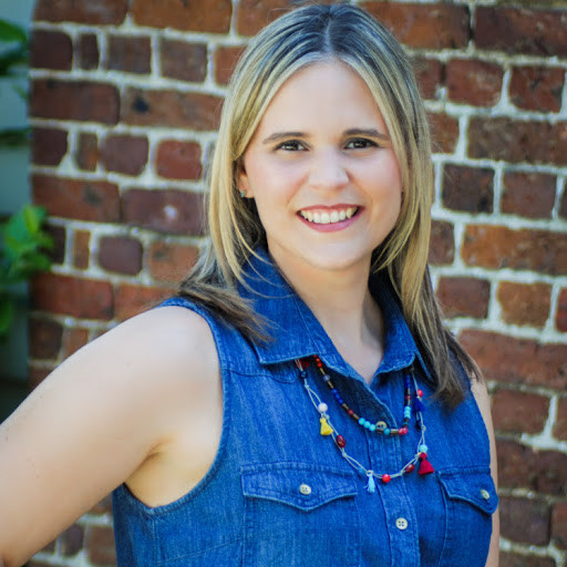 Amy Lloyd Photo 16