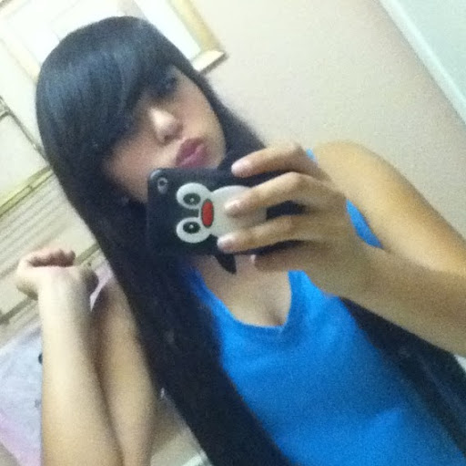 Deanna Ramirez Photo 12