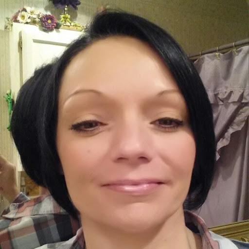 Tammie Lewis Photo 10