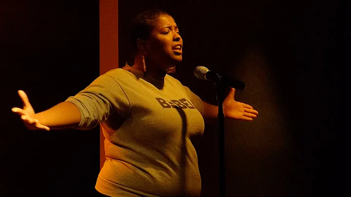 Miriam Harris Photo 32