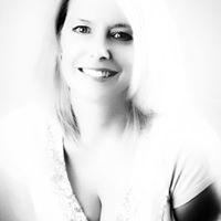 Olivia Todd Photo 7