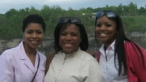Miriam Gregory Photo 19