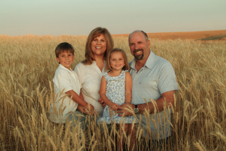 Kathy Kiefer Photo 15