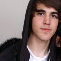 Travis Silvers Photo 1
