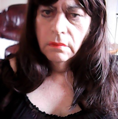 Billie Randall Photo 6