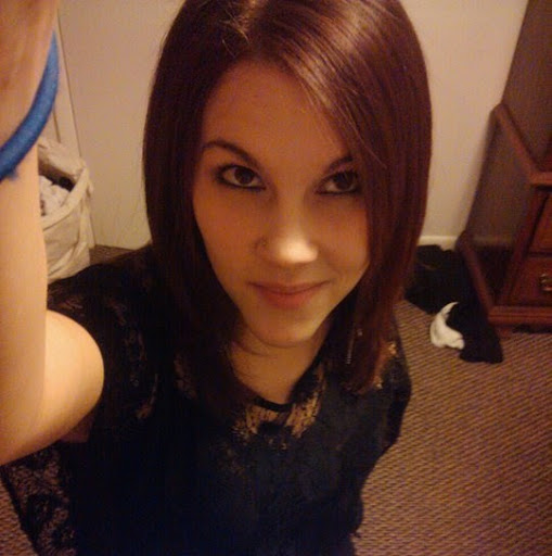 Christina Hughes Photo 14