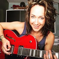 Nicole Tweed Photo 1