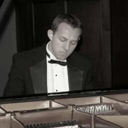 Daniel Francis Photo 16